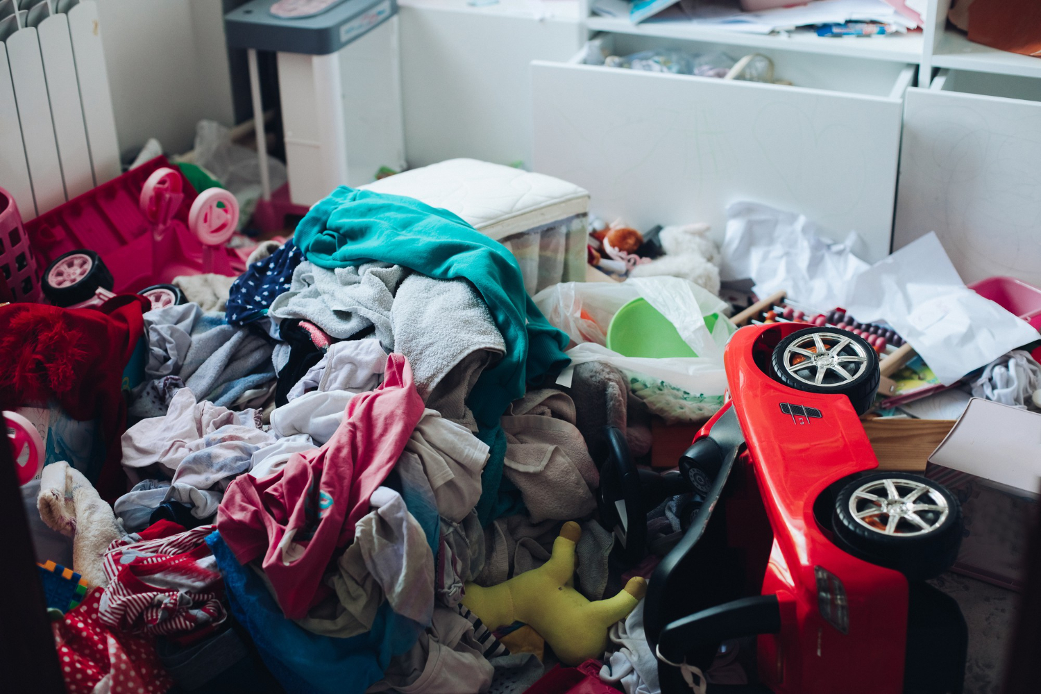 Holiday Clutter: What to Get Rid of Before Guests Arrive GoodFellas Junk Removal in Cincinnati, OH and Northern, KY